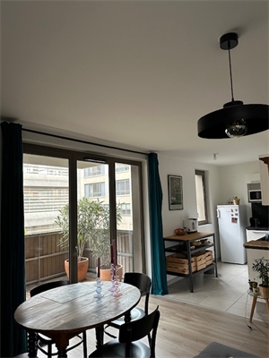 appartement à la vente -   33100  BORDEAUX, surface 66,7 m2 vente appartement - APR707460